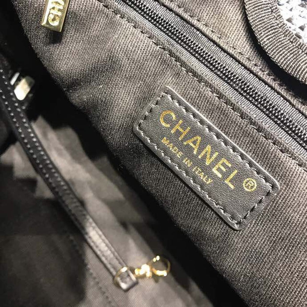 CHL Deauville Chain Shoulder Tote Bag Dark Grey For Women, Women’s Handbags, Shoulder Bags 13.3in/34cm A66939