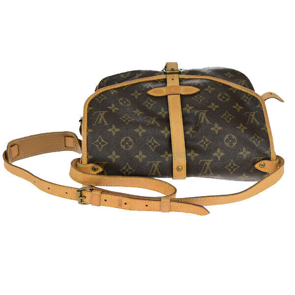 Louis Vuitton Saumur 30 Shoulder Bag