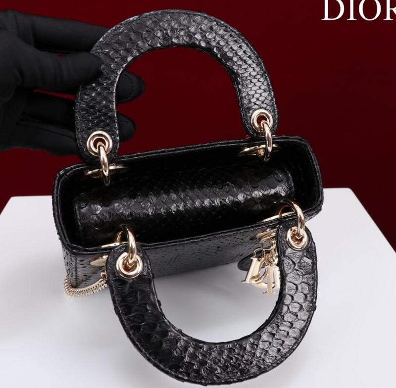 SAMCC - DOR Bags - 103