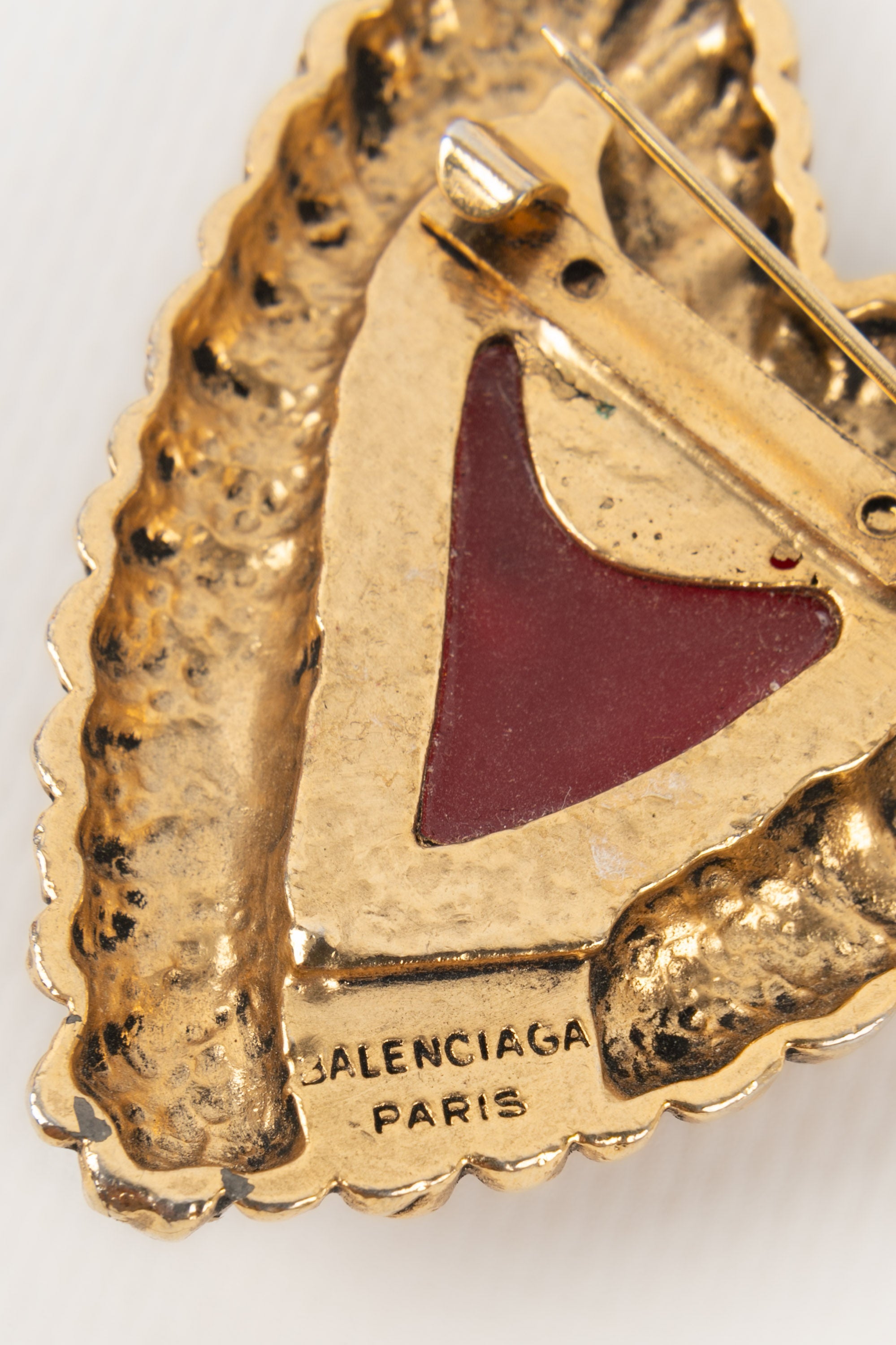 Broche coeur Balenciaga