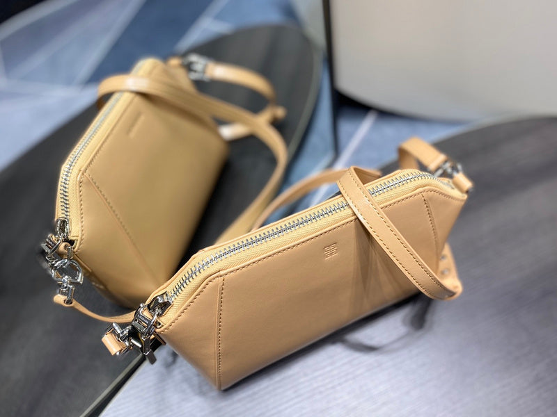 Glamy - GCY Bags - 606