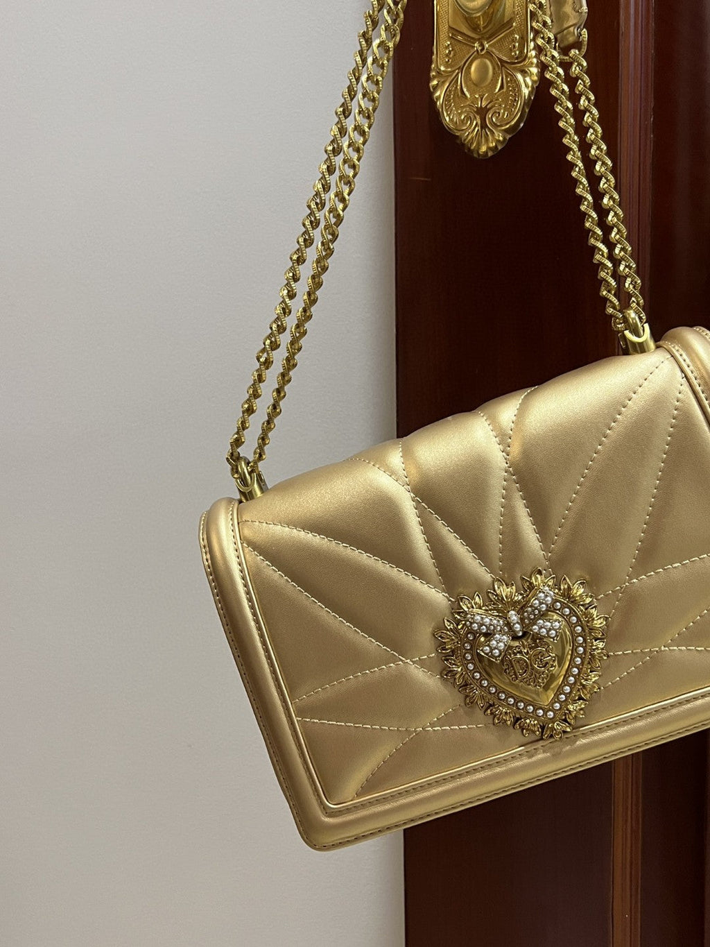 GLAMI Large Devotion Bag In Quilted Nappa Gold For Women 10in/26cm GLAMI