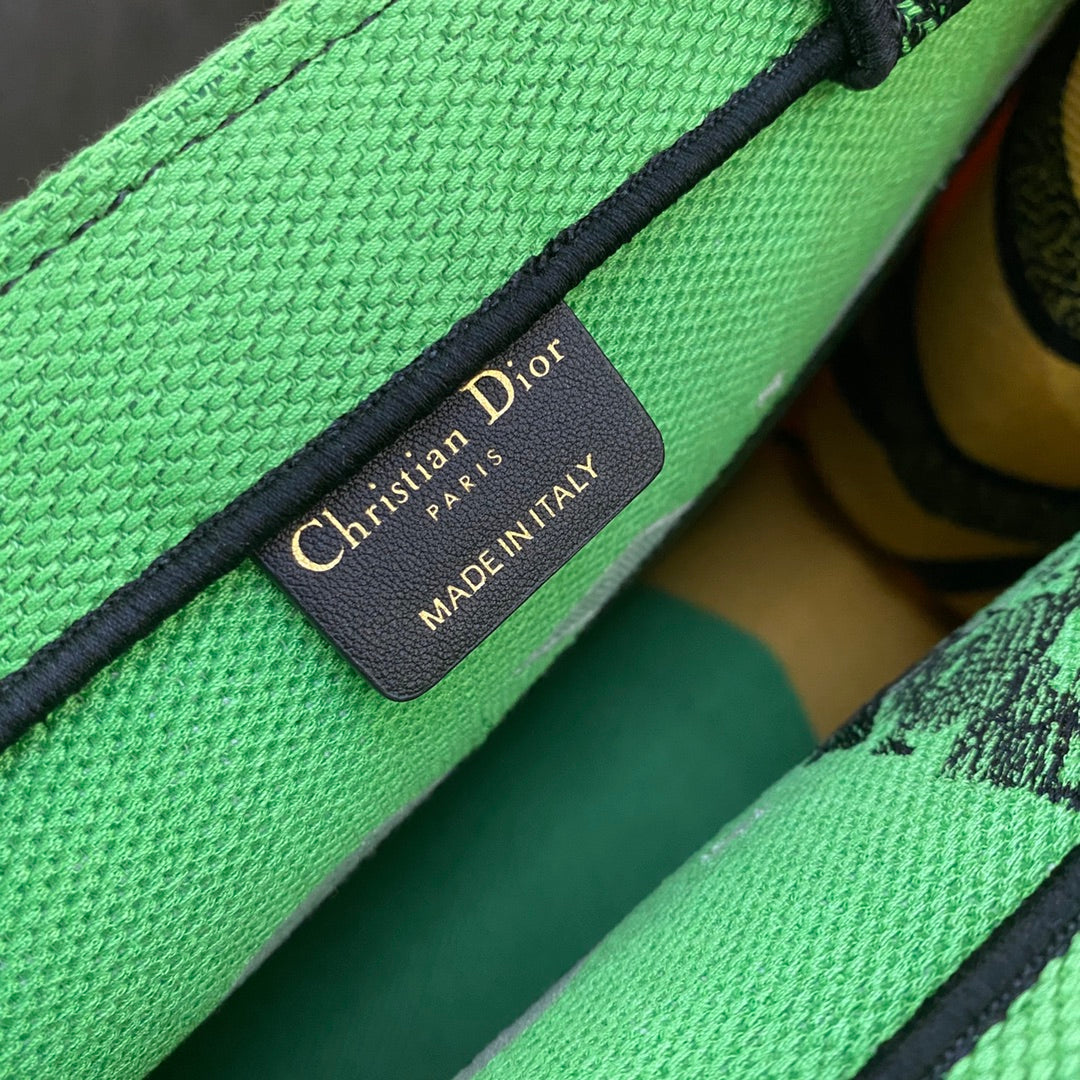 GLAMI MeGLAMIum Book Tote Bright Green and GlamIuoresGLAMInt Orange D-Jungle Pop Embroidery, Orange/Green, For Women WomenÃ¢â‚¬â„¢s Handbags, 36cm CD M1296ZRON_M887