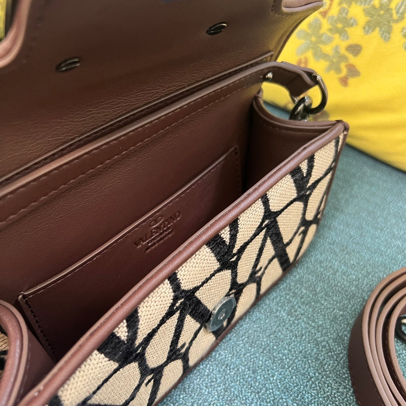 Glamy - VEL Bags - 411