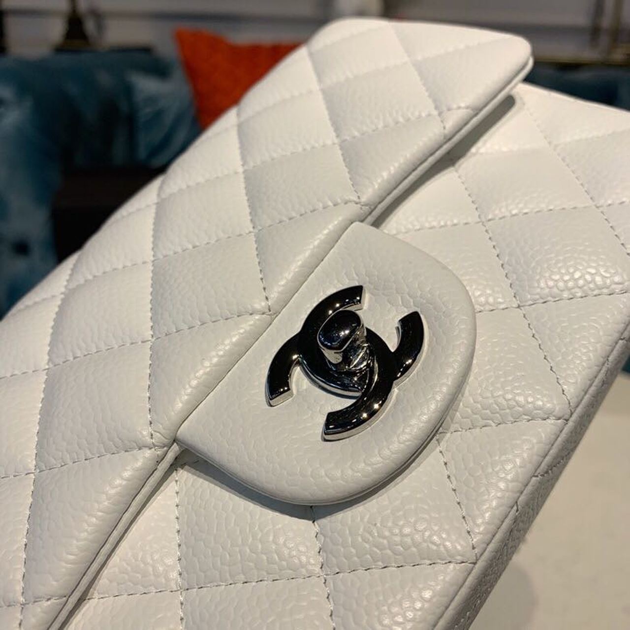 CHLSmall Classic Handbag Silver Hardware White For Women Bags, Shoulder And Crossbody Bags 7.8in/20cm A01113
