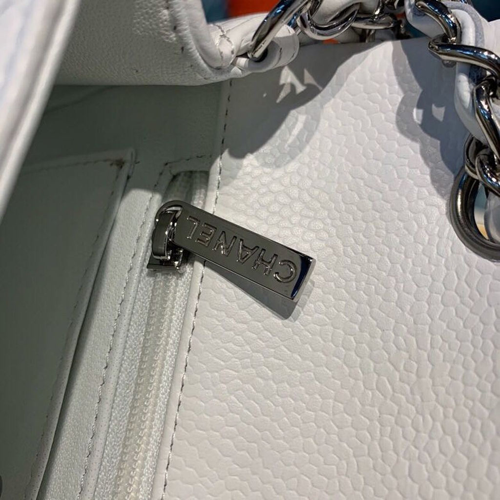 CHLSmall Classic Handbag Silver Hardware White For Women Bags, Shoulder And Crossbody Bags 7.8in/20cm A01113