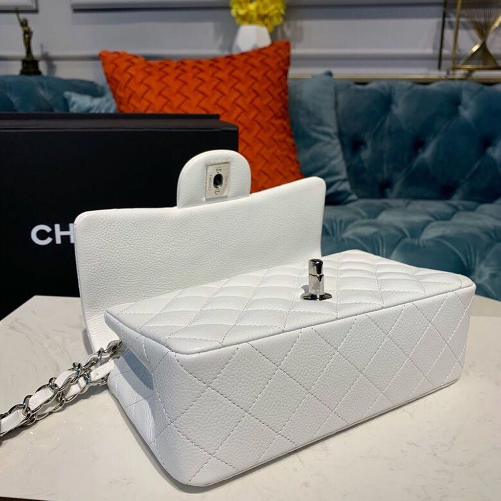 CHLSmall Classic Handbag Silver Hardware White For Women, Women’s Bags, Shoulder And Crossbody Bags 7.8in/20cm A01113