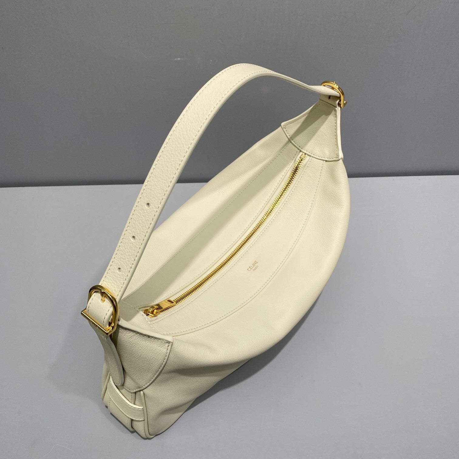 GLAMI MeGLAMIum Romy In Supple White For Women 13in/34cm 197443DPJ.01RC