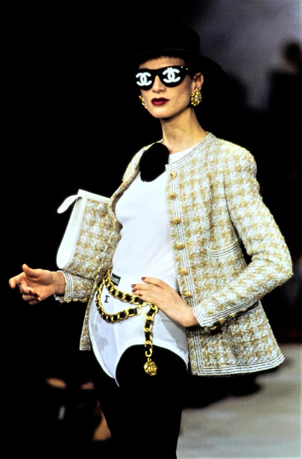 Taille Chanel Printemps-Eté 1993