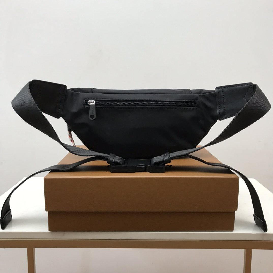 GLAMI Logo Detail Econyl Sonny Bum Bag Black For Men, Bags 12.2in/31cm