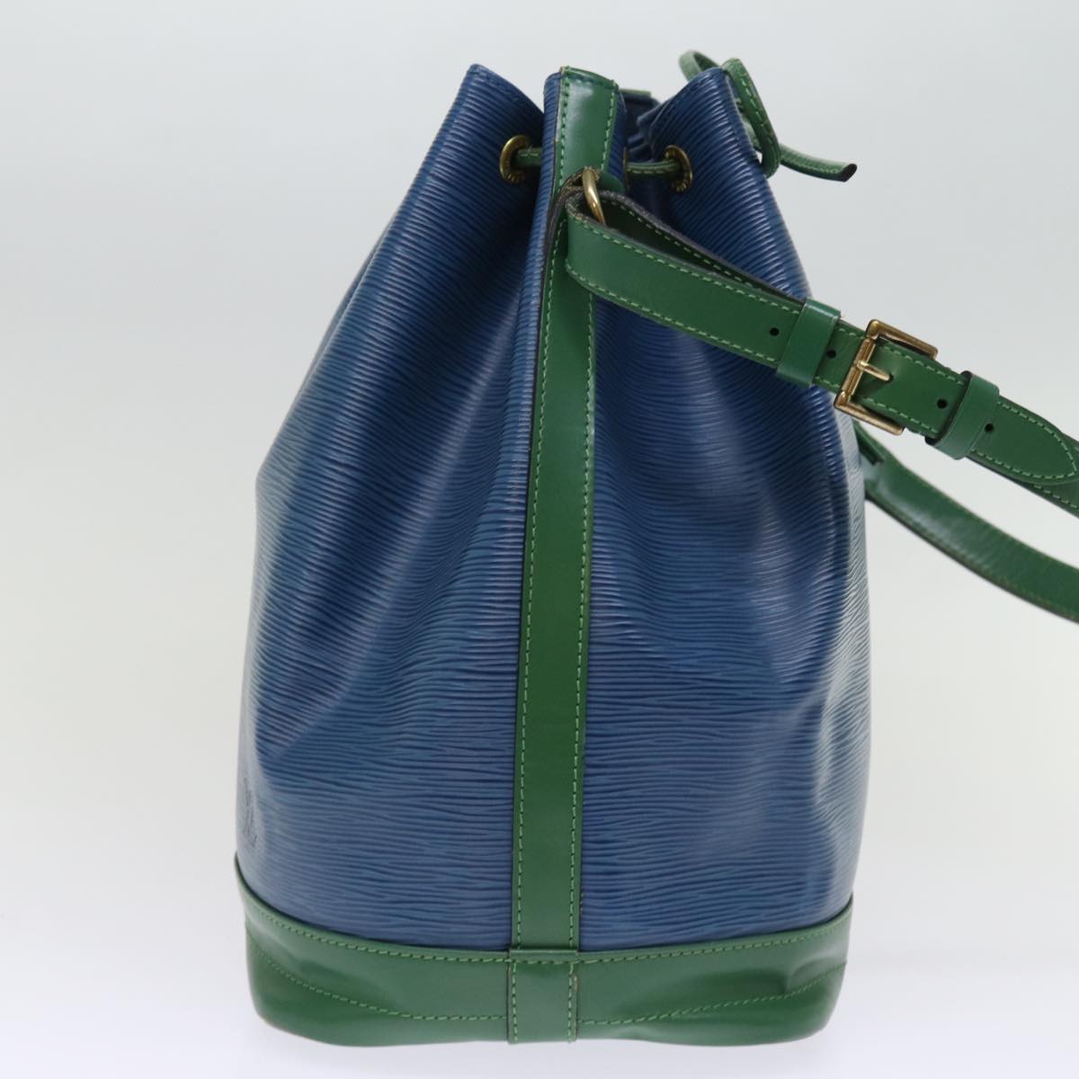 Louis Vuitton Noe Shoulder Bag