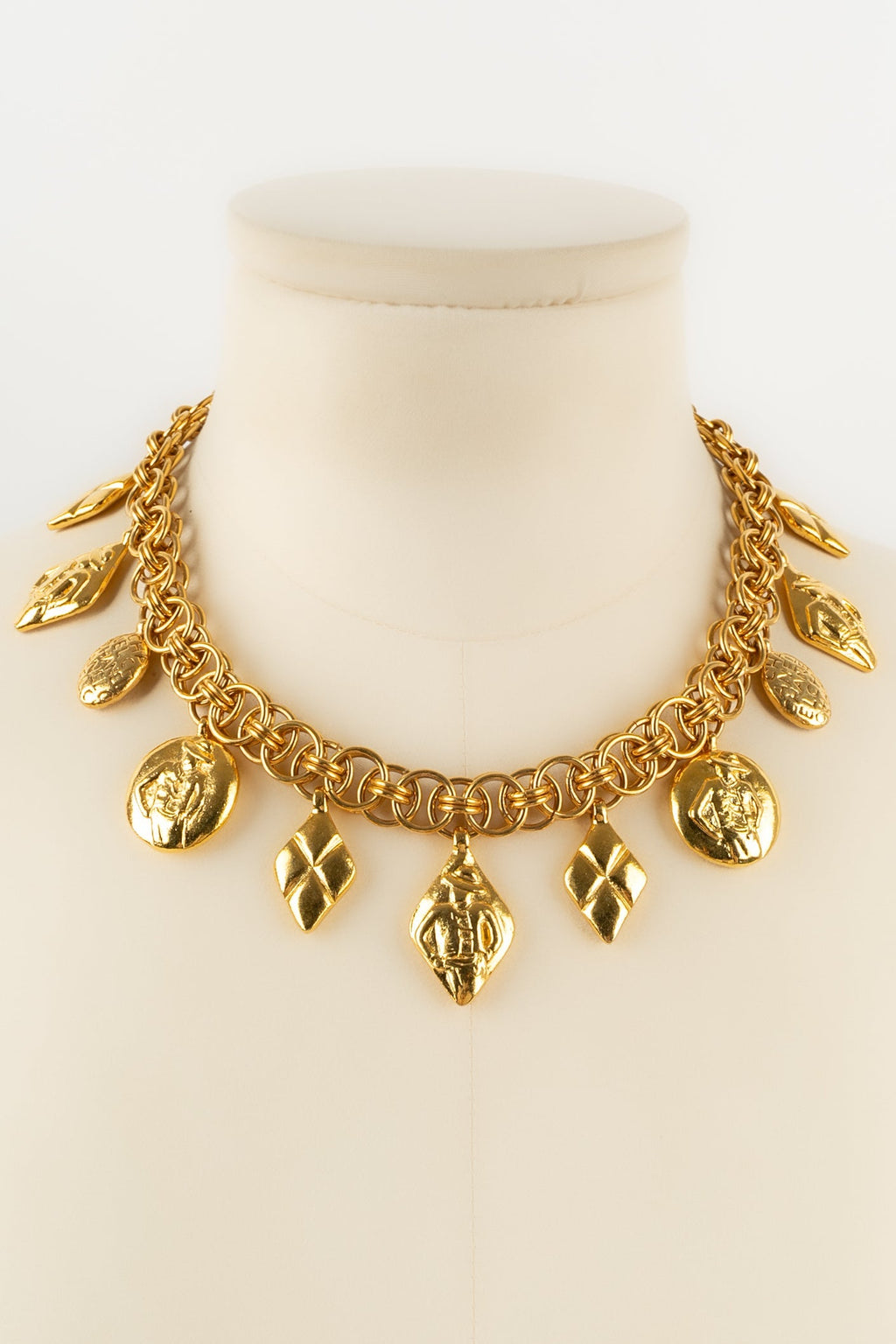 Collier dorÃƒÆ’Ã‚Â© Chanel
