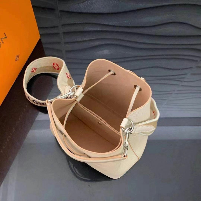 LOV2 Bags - Luxurious Bags  2491