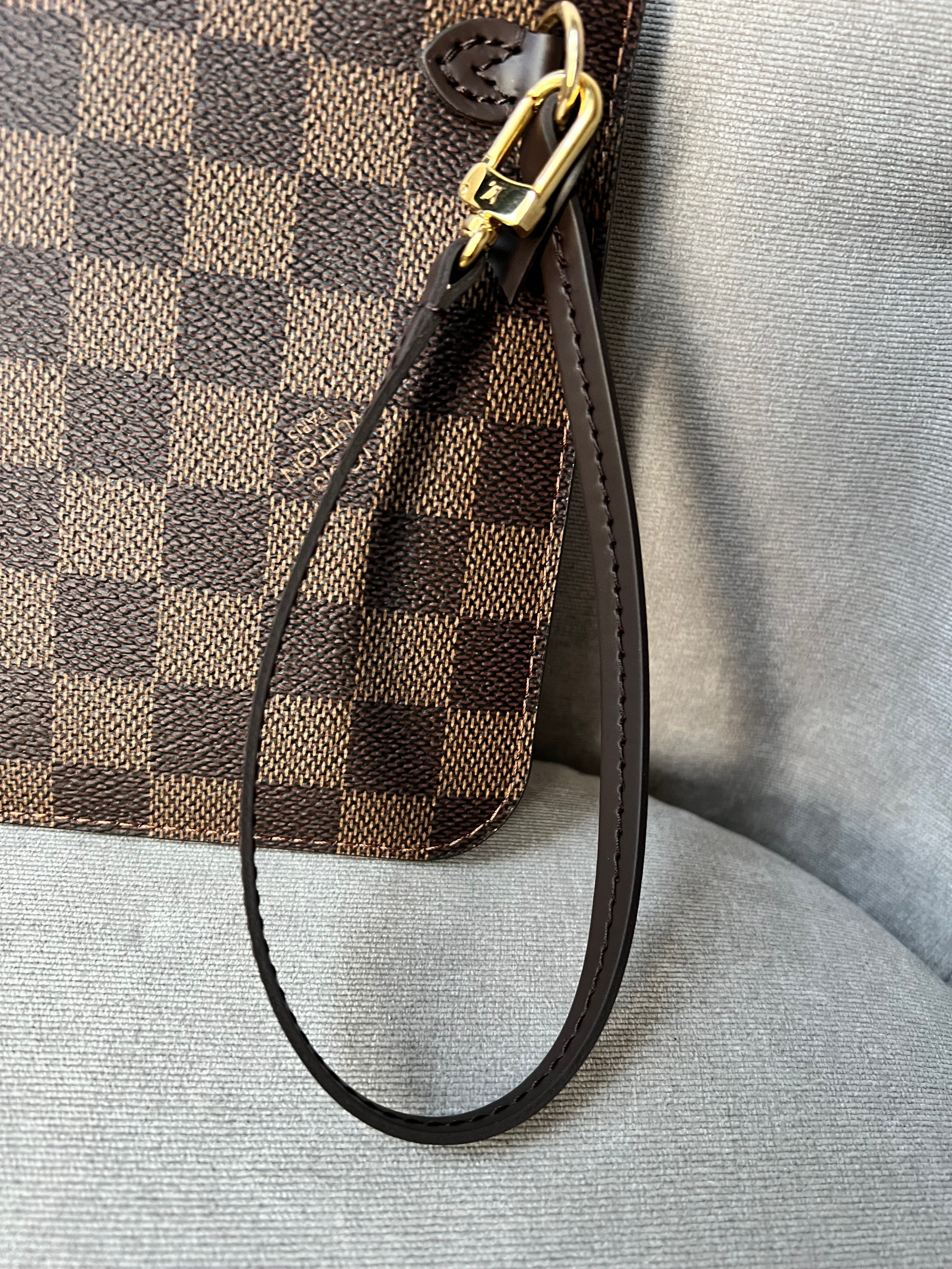 Louis Vuitton Pouch (from Neverfull MM) in Damier Ebene