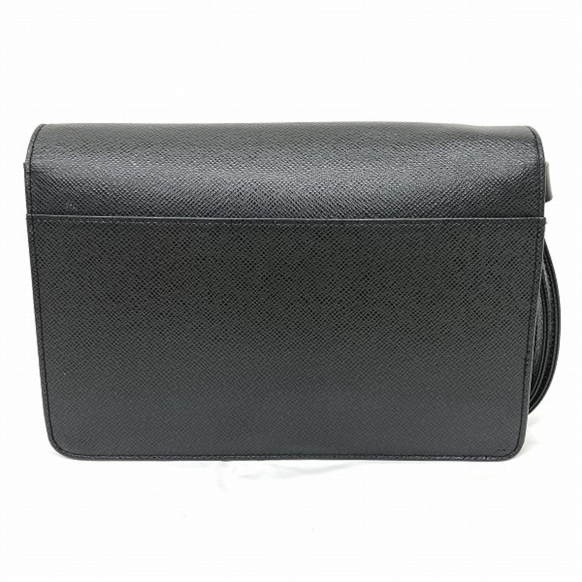 Louis Vuitton Selenga  Leather Clutch Bag ()