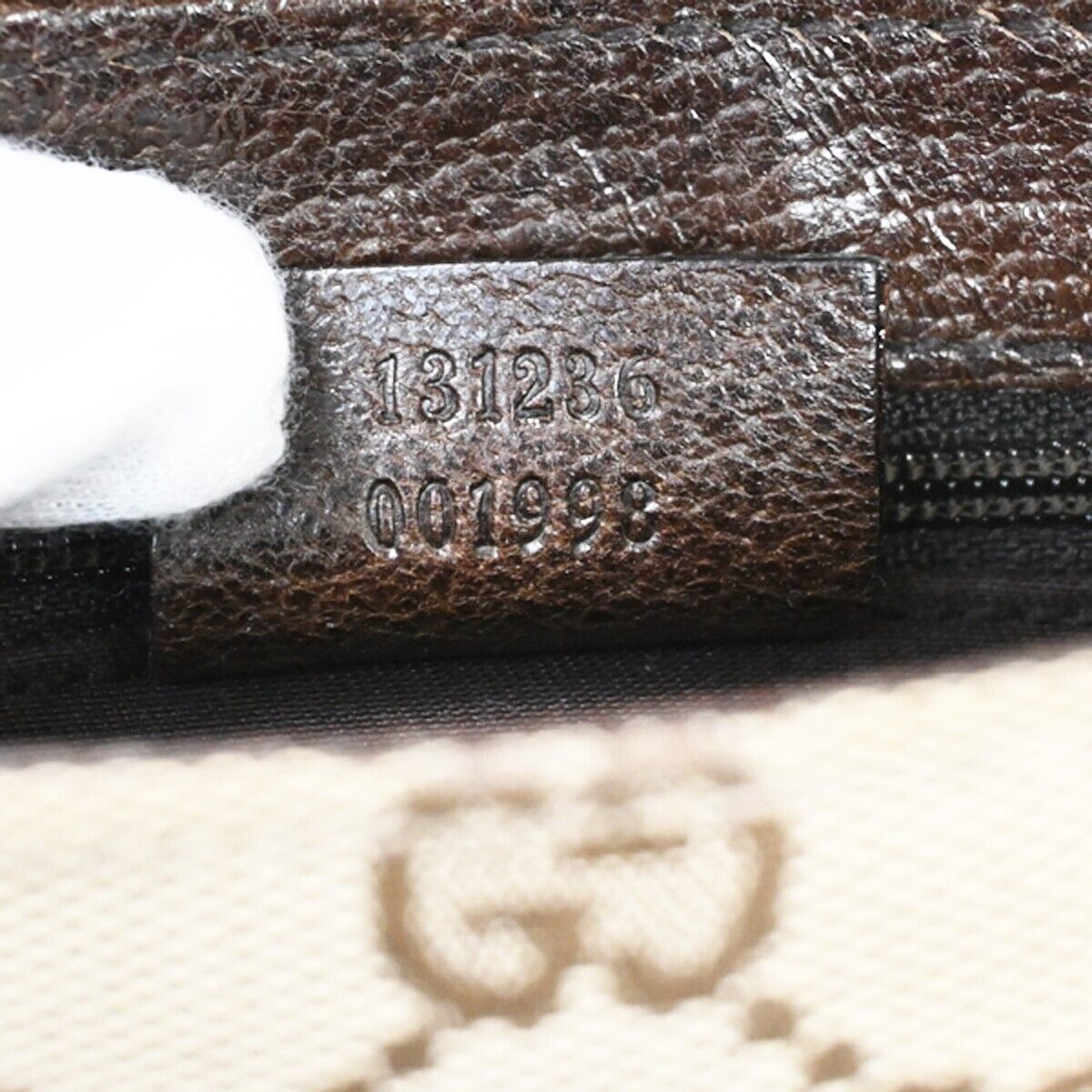 Gucci GG Supreme