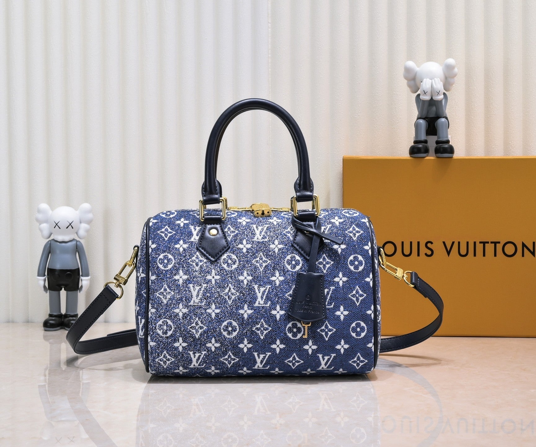 EN - Luxury Bags LUV 876