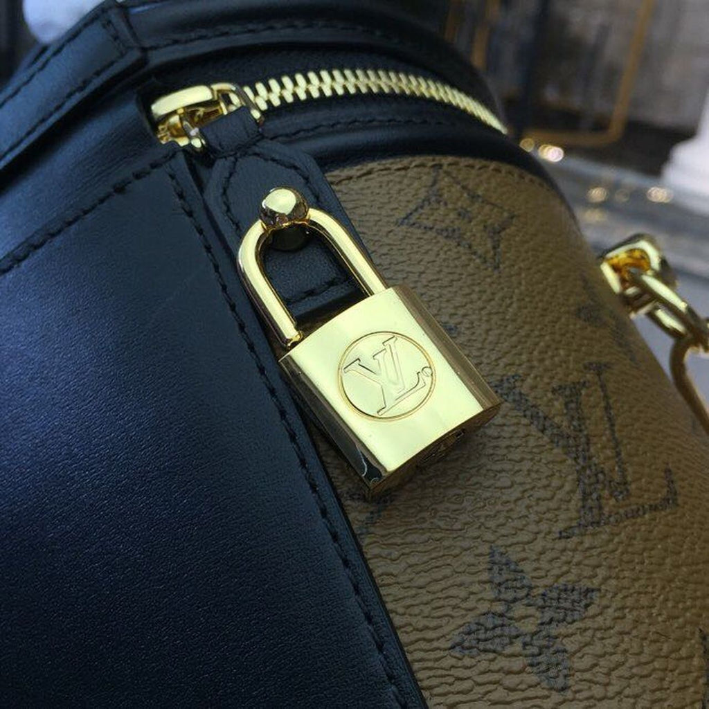 LV Cannes Monogram And Monogram Reverse Canvas By Nicolas Ghesquiere For Women, WomenÃ¢â‚¬â„¢s Handbags, Shoulder And Crossbody Bags 5.9in/15cm LV M43986