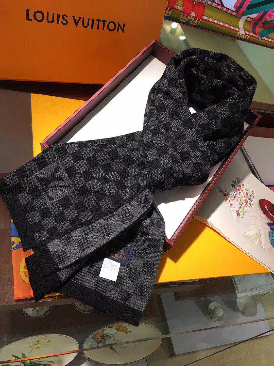 EN - Luxury LUV  Scarf 030