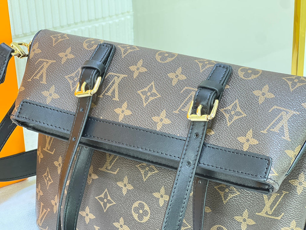 EN - Luxury Bags LUV 765