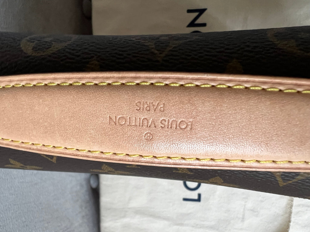 Louis Vuitton Pochette Metis Monogram (RRP £1,970)