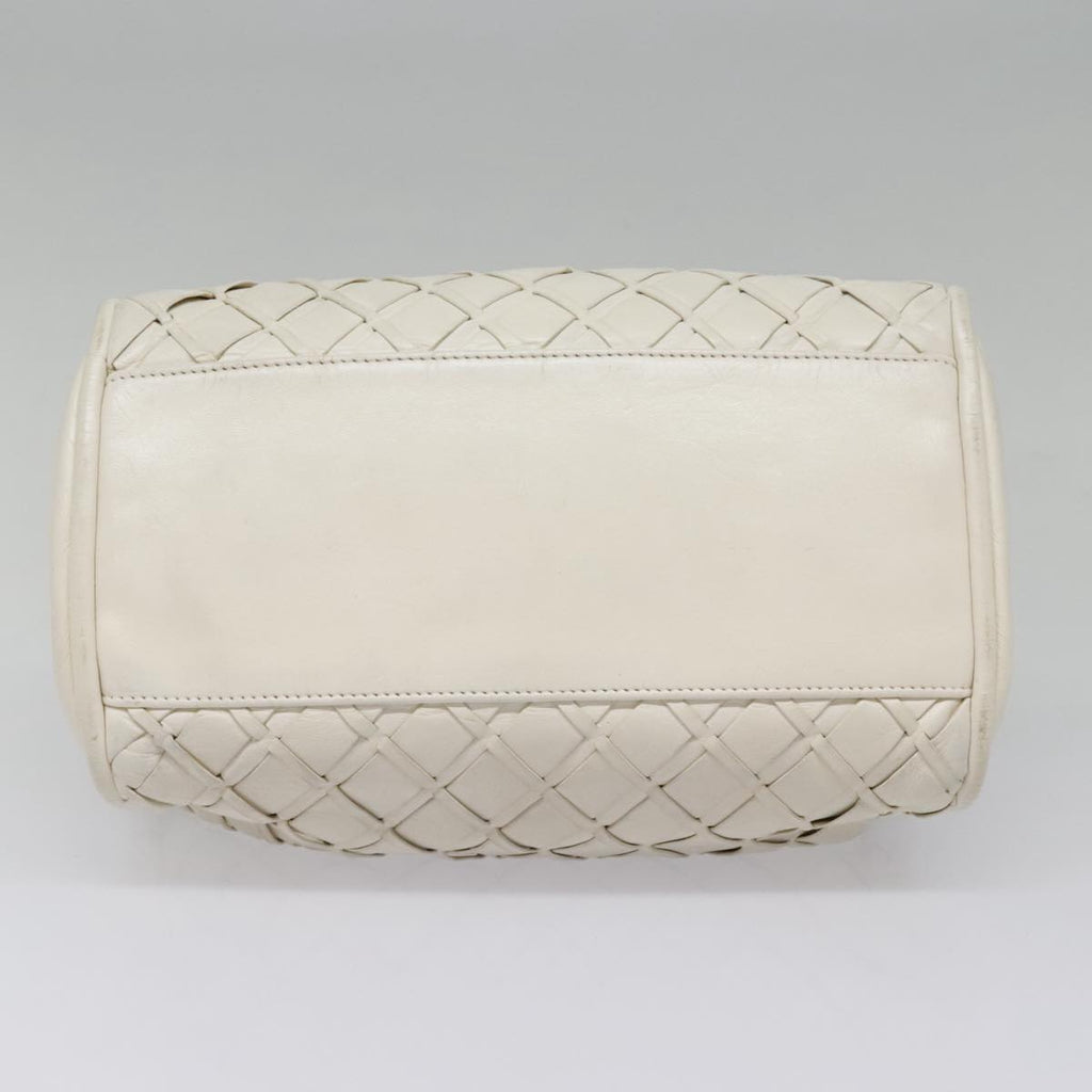 CHANEL Chain Shoulder Bag Leather White CC 93890