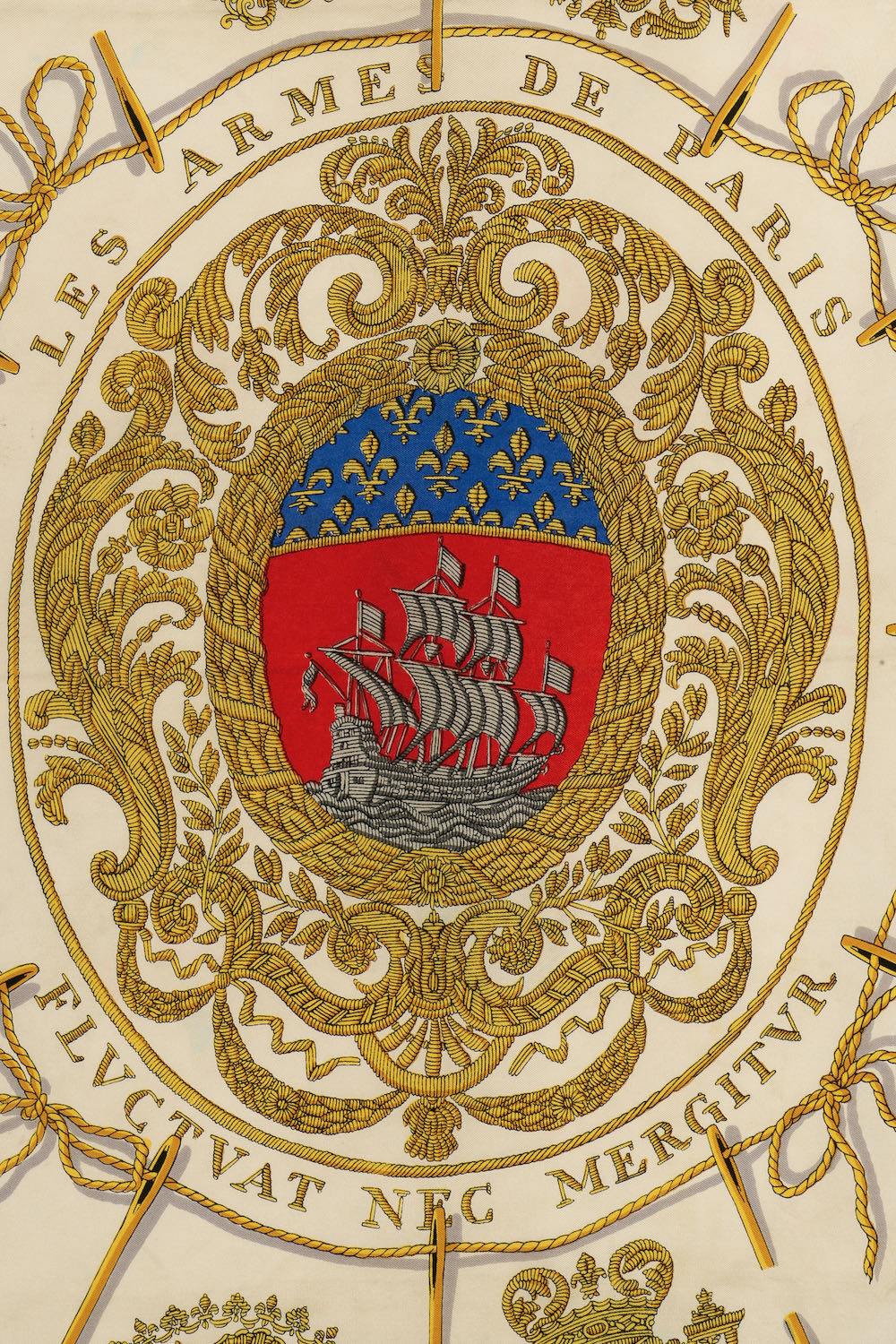 CarrÃƒÆ’Ã‚Â© "Les Armes de Paris" HermÃƒÆ’Ã‚Â¨s