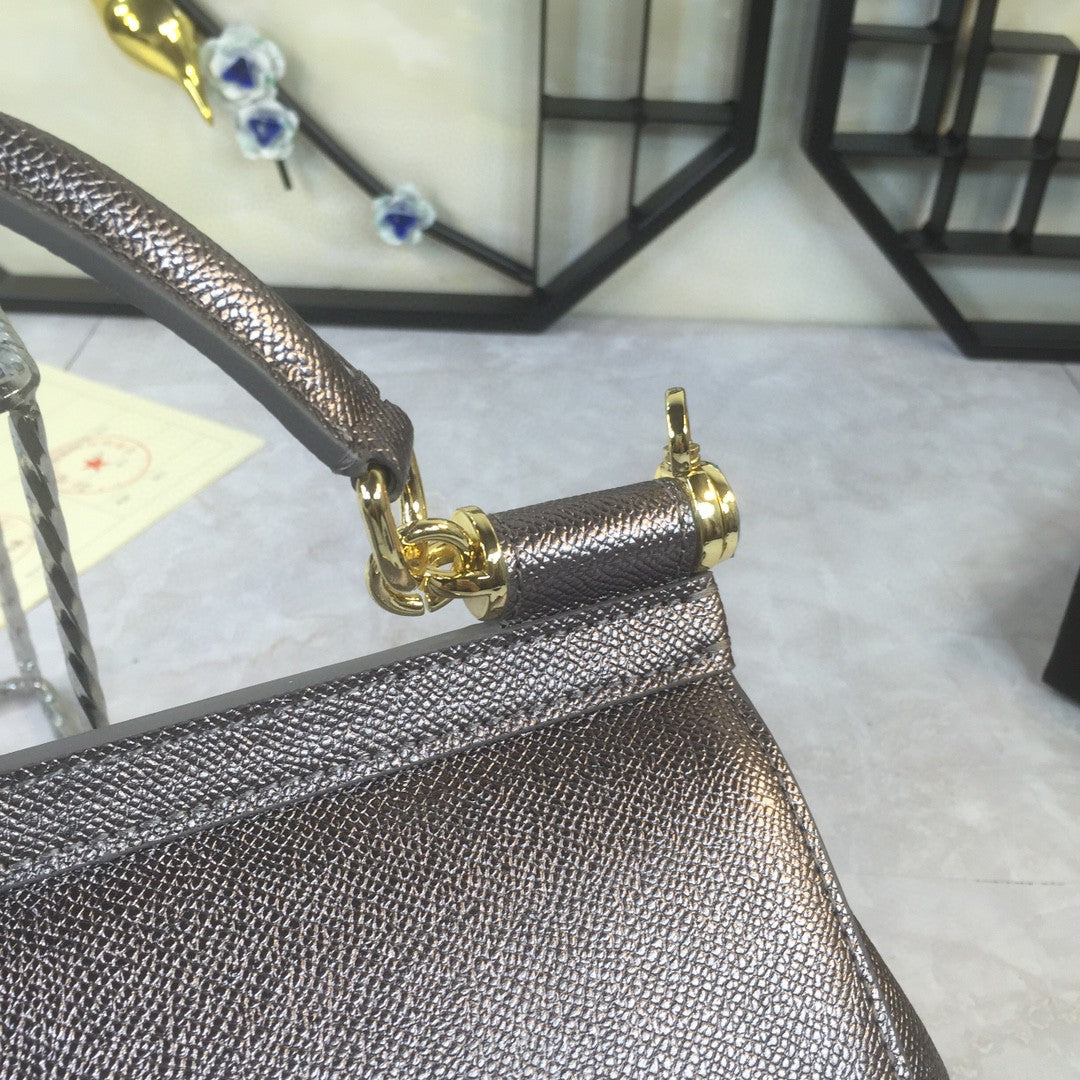 GLAMI MeGLAMIum Sicily Handbag In Dauphine PallaGLAMIum For Women 10.2in/26cm GLAMI