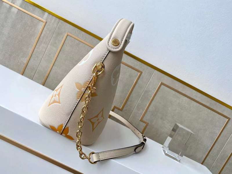 LOV2 Bags - Luxurious Bags  2527