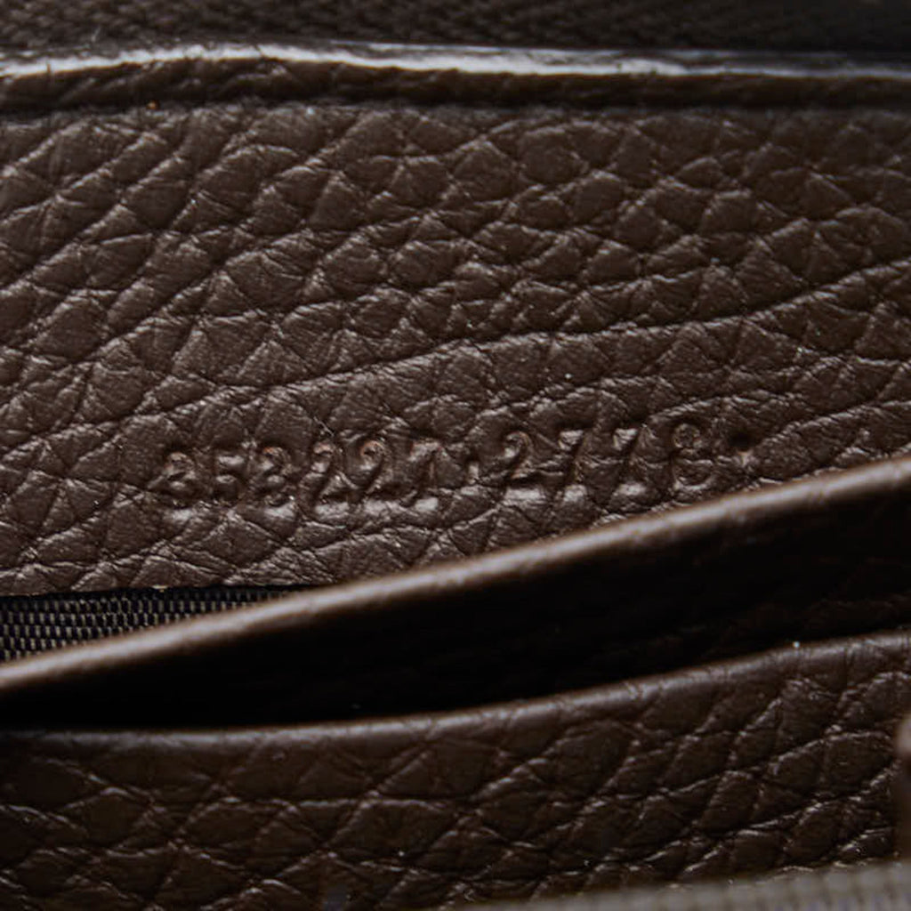 Gucci Zip around