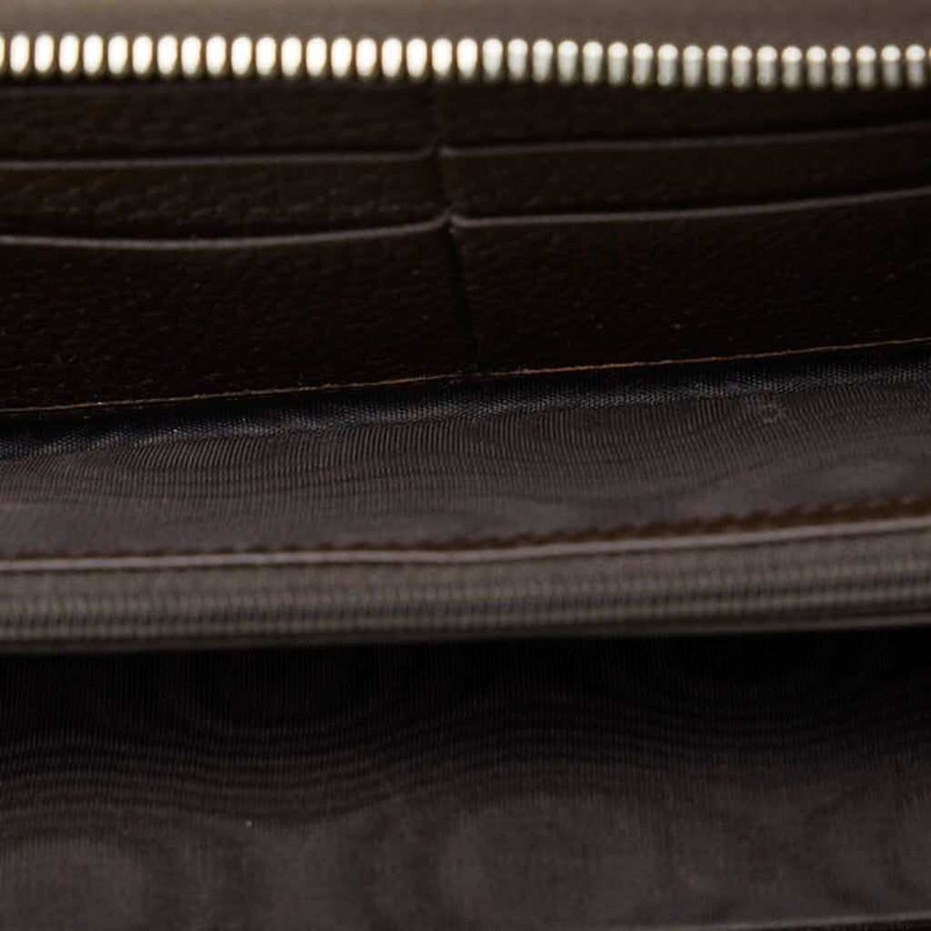 Gucci Zip around