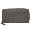 Louis Vuitton Zippy Wallet  Leather Wallet