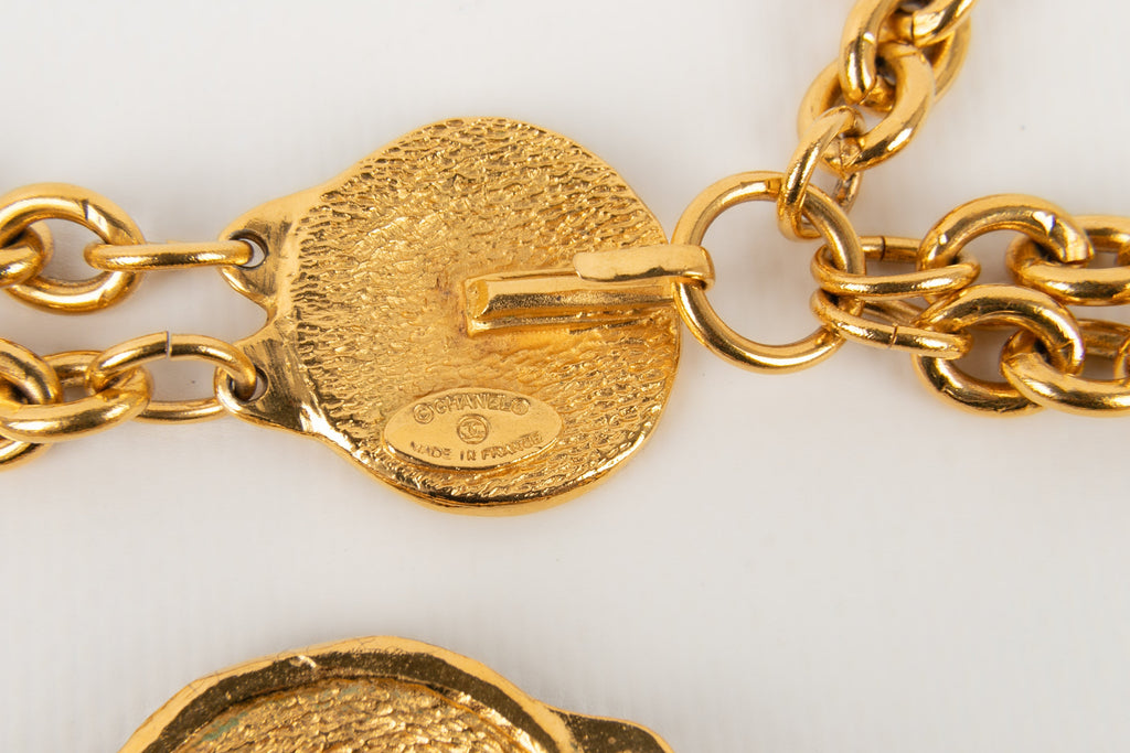 Collier court en mÃƒÆ’Ã‚Â©tal dorÃƒÆ’Ã‚Â© Chanel