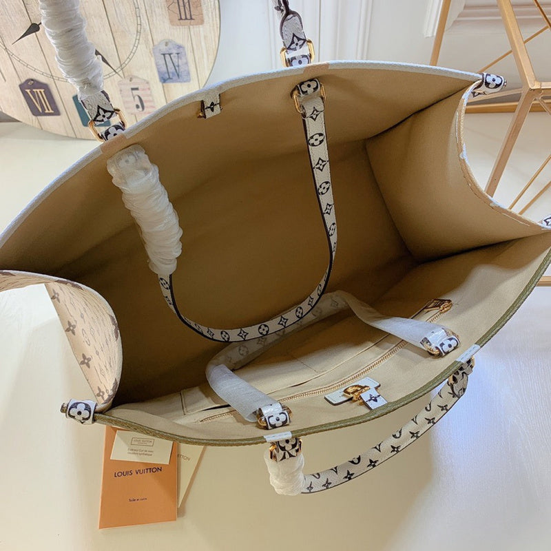 LOV2 Bags - Luxurious Bags  1935