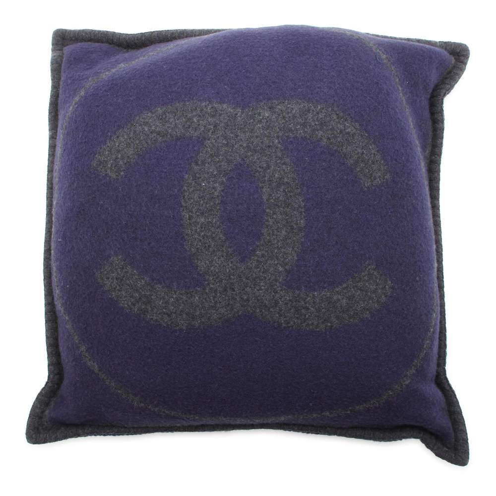 CHANEL Logo/Circle Double Face Cushion Gray/Navy Wool 90% Cashmere10%