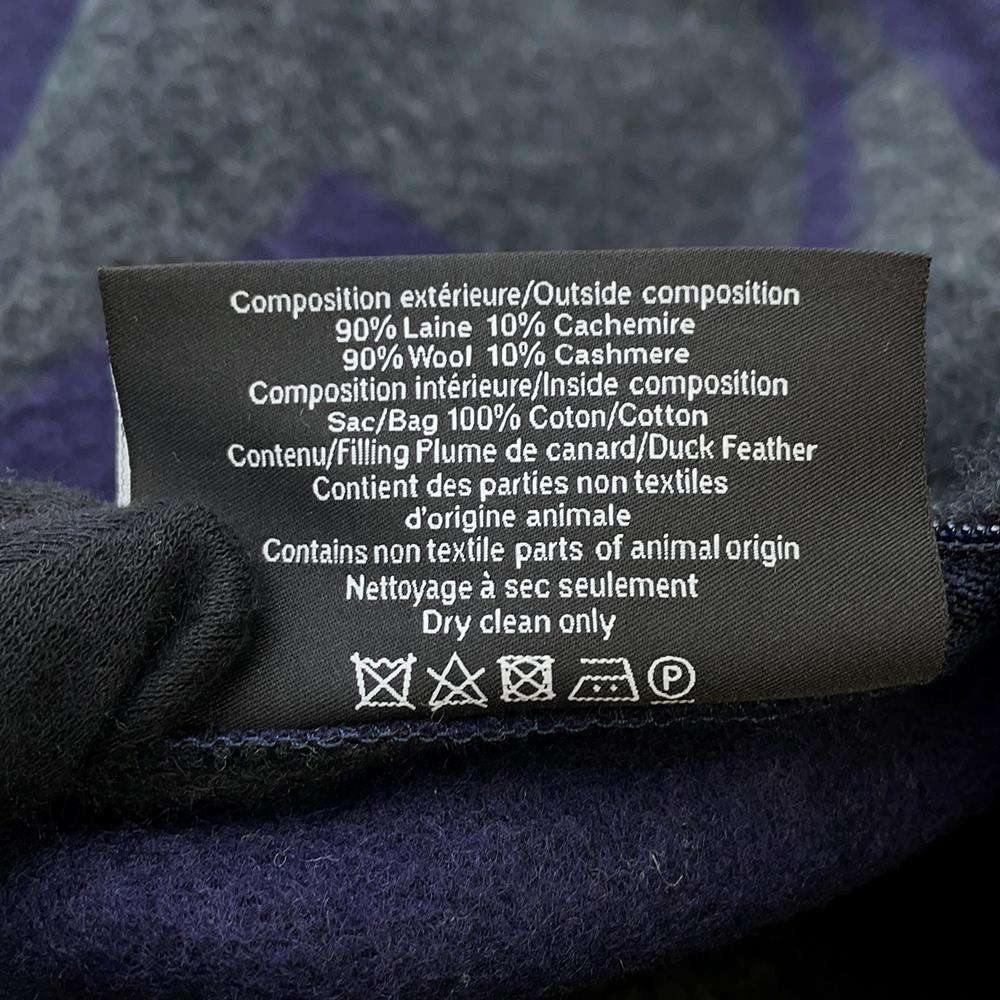 CHANEL Logo/Circle Double Face Cushion Gray/Navy Wool 90% Cashmere10%