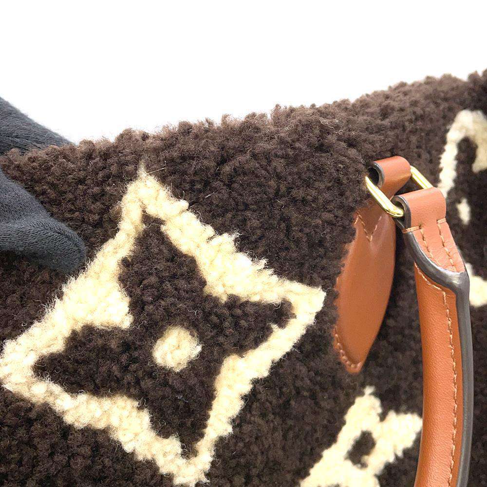 LOUIS VUITTON Onthego Brown/Beige M55420 Monogram / Teddy Size GM