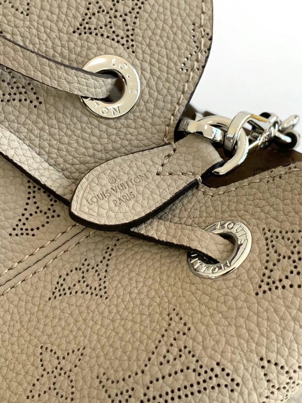 LOV2 Bags - Luxurious Bags  2581