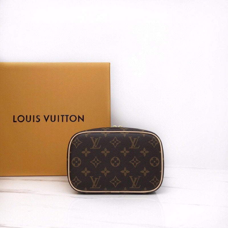 LOV2 Bags - Luxurious Bags  2626