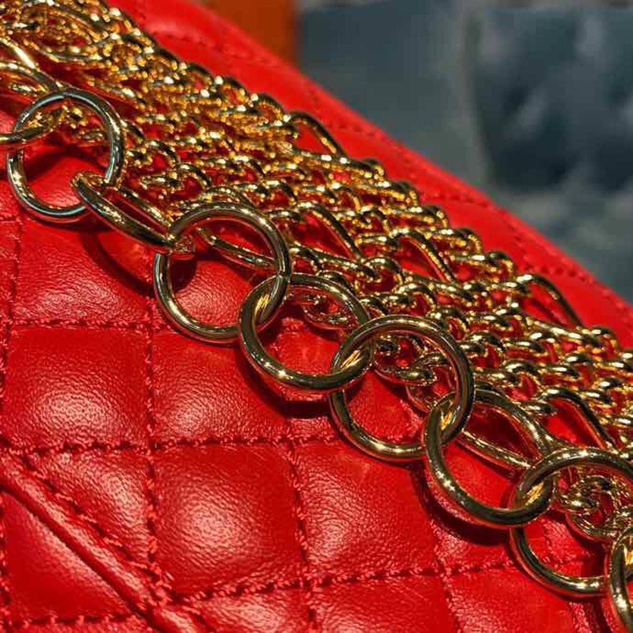Glami LaGLAMIes Hibiscus Red Quilted Chain Belt Bag For Women 8in/21cm Glami