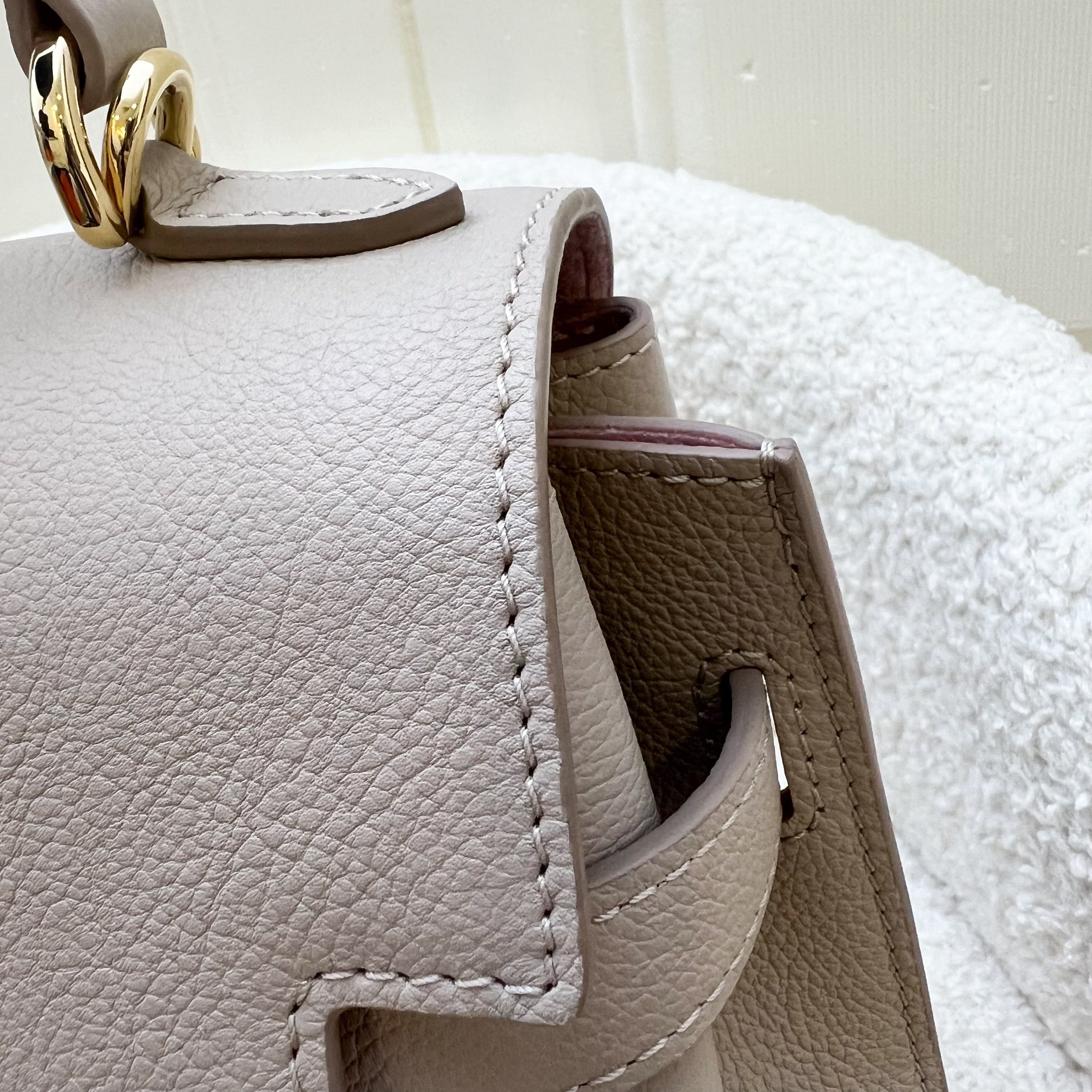 Lv Lockme Ever Mini in Greige Grained Calfkin and LGHW