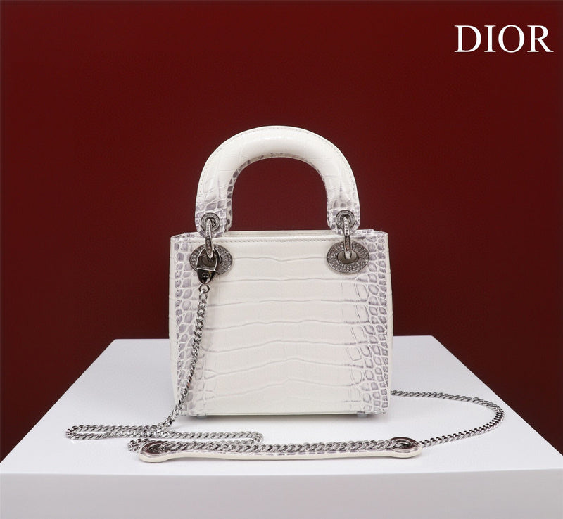 ELE - Dir Bags - 1755