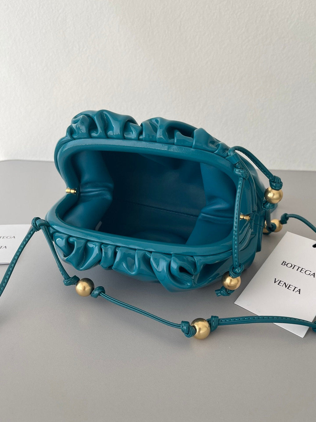 BV Mini Pouch Blue, For Women, Bags 8.6in/22cm 680186V1C304636