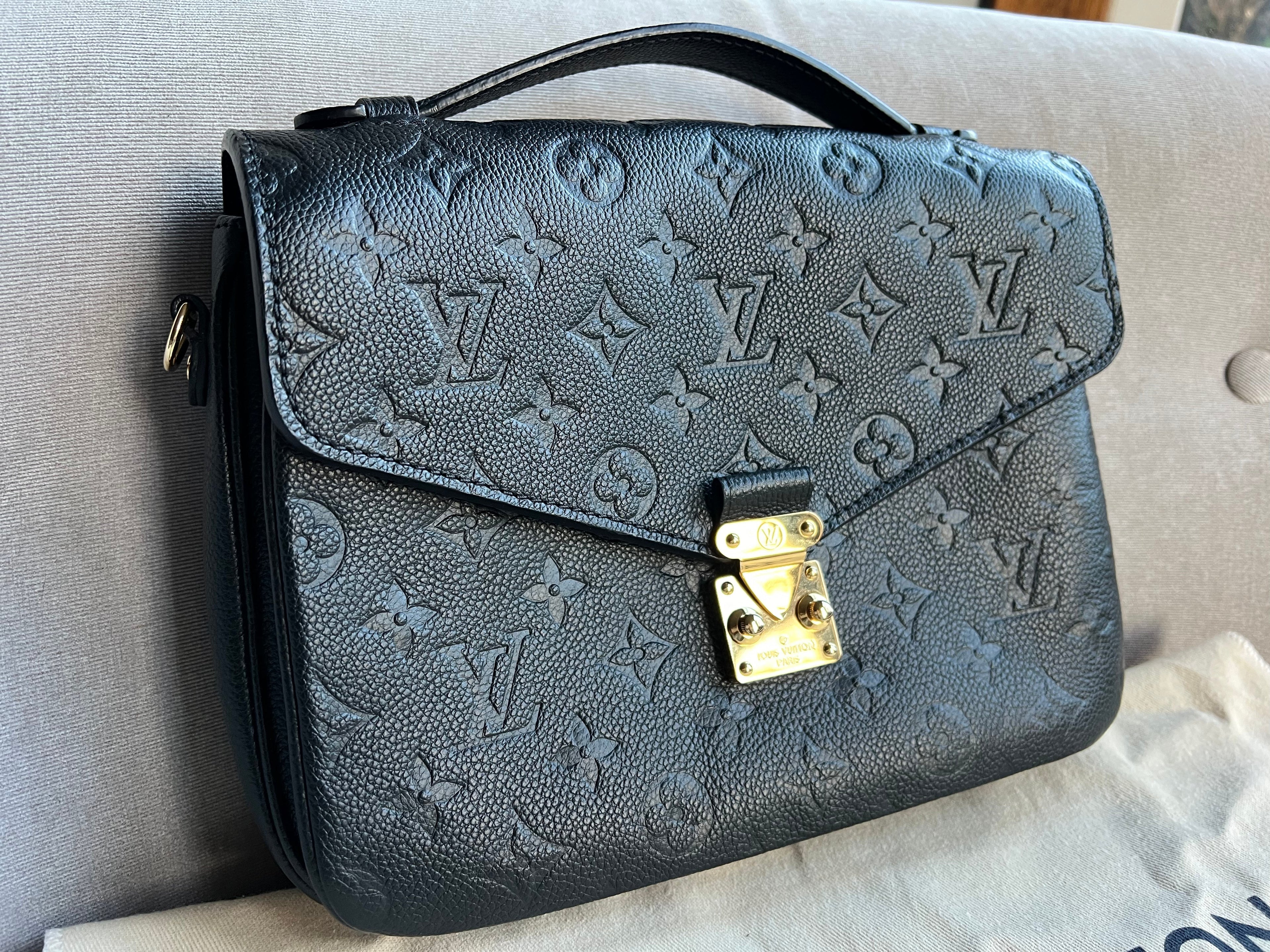 Louis Vuitton Pochette Metis Black Empreinte (RRP £2,110)