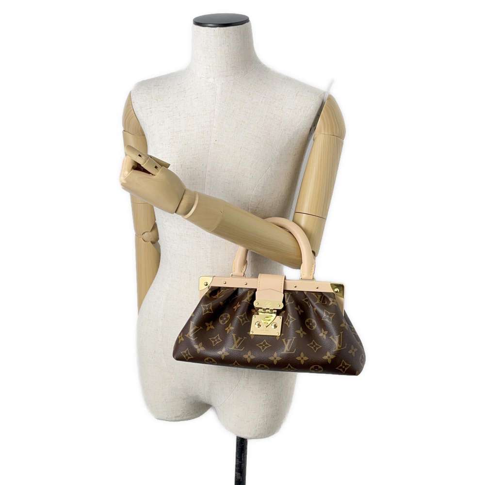 LOUIS VUITTON Monogram・Clutch Beige M46544 Monogram