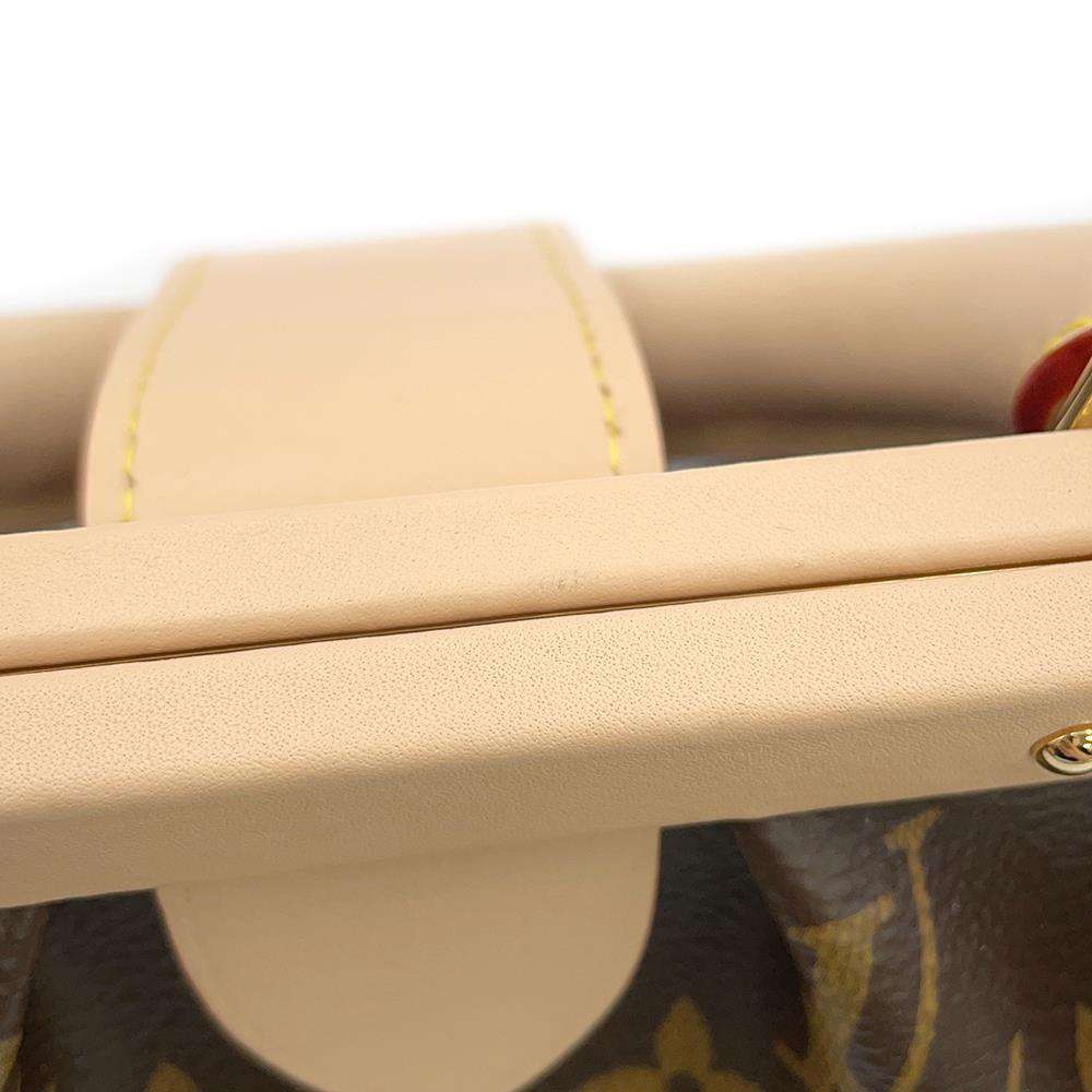 LOUIS VUITTON Monogram・Clutch Beige M46544 Monogram