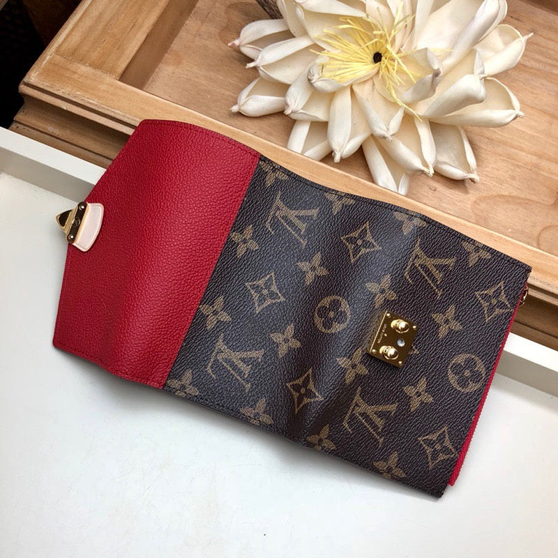 LOV2 Bags - Luxurious Bags  2035
