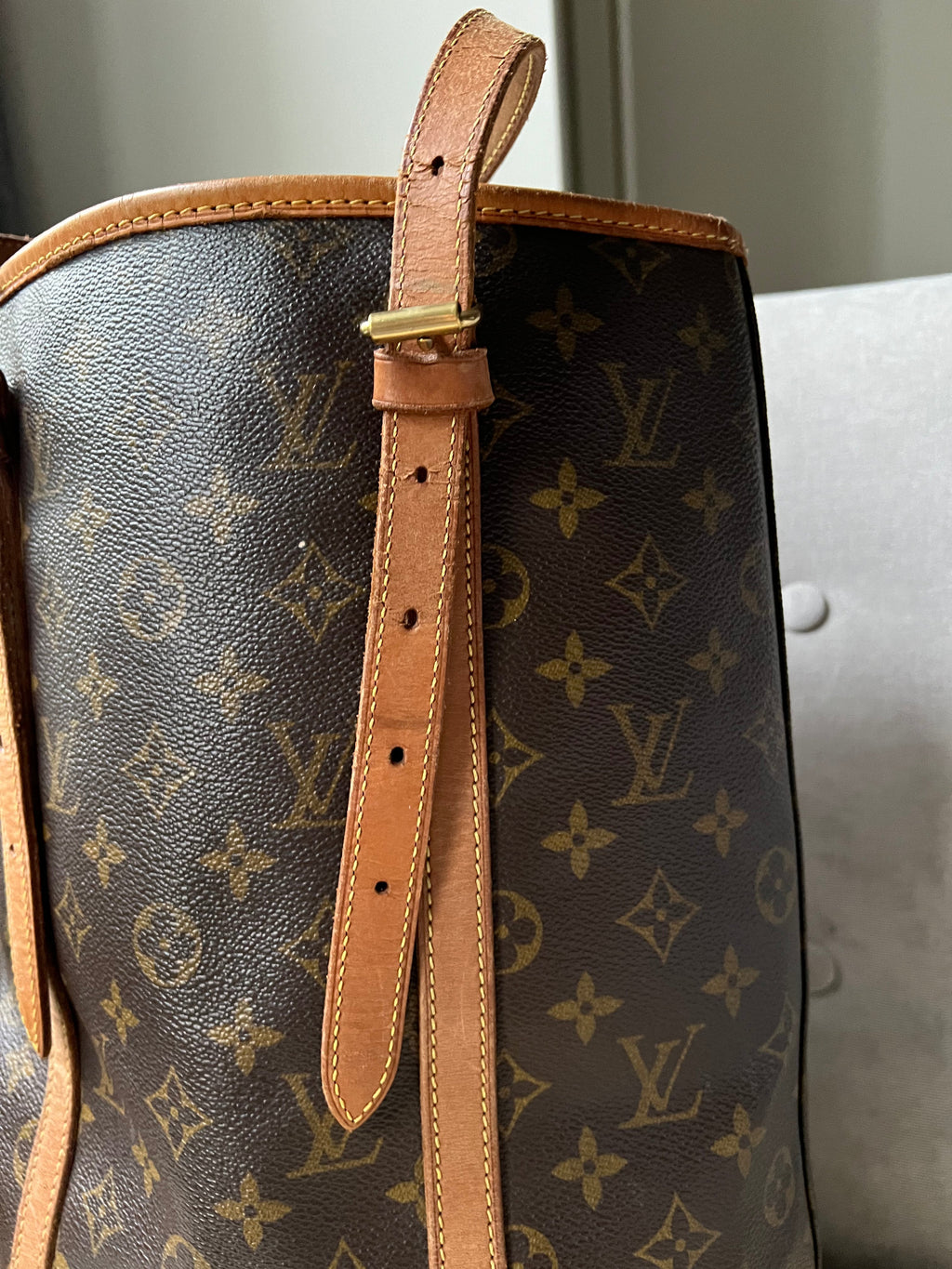 Louis Vuitton Monogram Vintage Bucket Bag GM