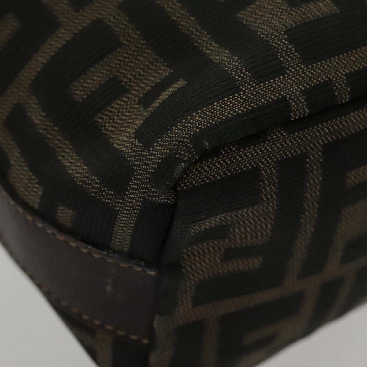 FENDI Zucca Canvas Vanity Hand Bag Brown 95992