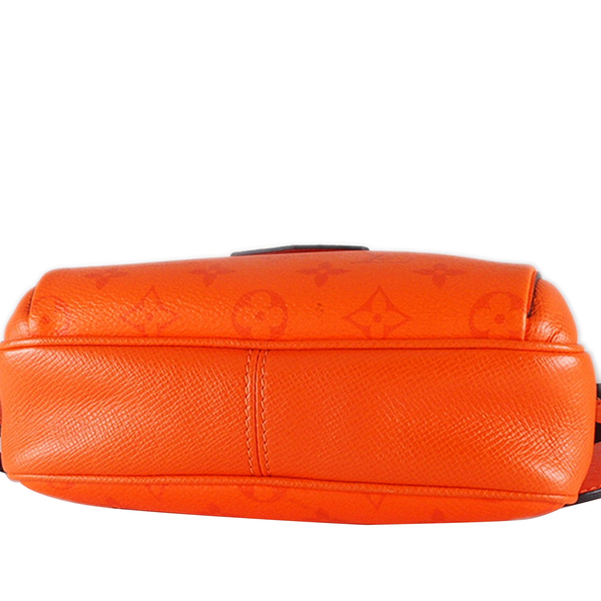 Louis Vuitton Outdoor Bumbag Orange Monogram Taïgarama